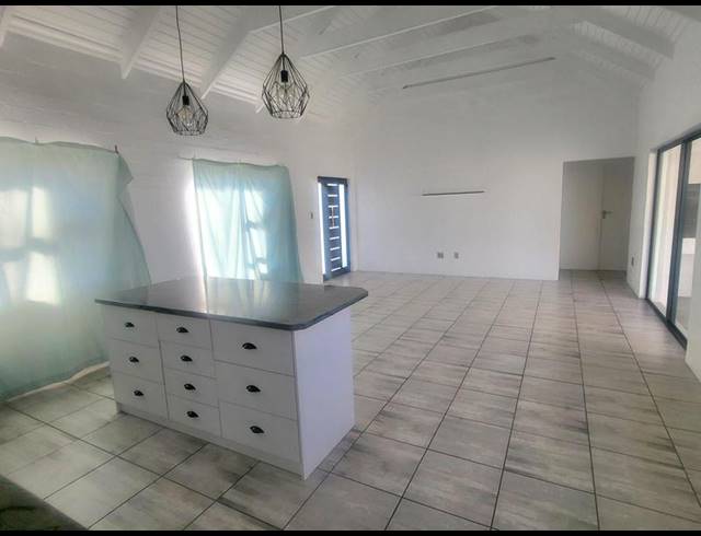3 BEDROOM HOUSE FOR SALE IN LAAIPLEK